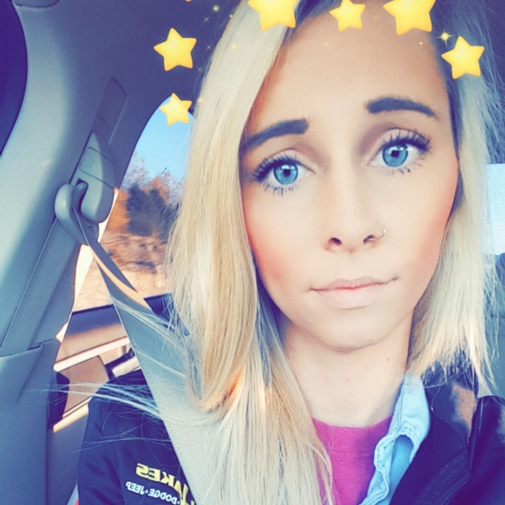 Meet your Posher, Charlane